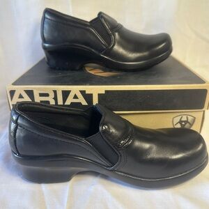 Ariat Women's Black Slip-On Clogs New in Box